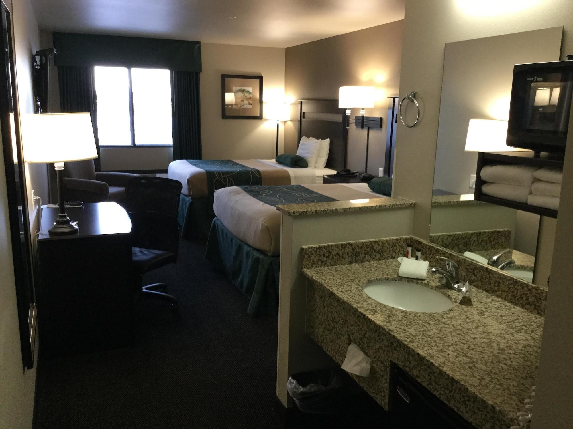 Baymont By Wyndham Glendive Hotel Exterior photo