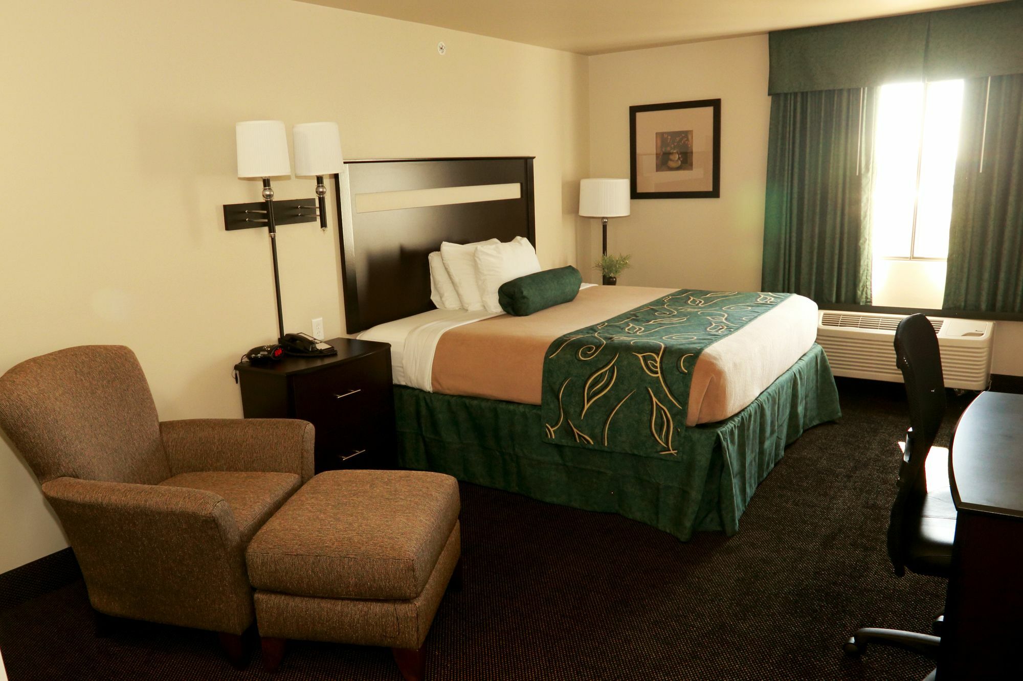 Baymont By Wyndham Glendive Hotel Exterior photo